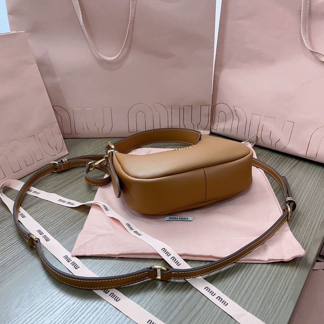 Miu Miu hobo bag 20X17X6Cm