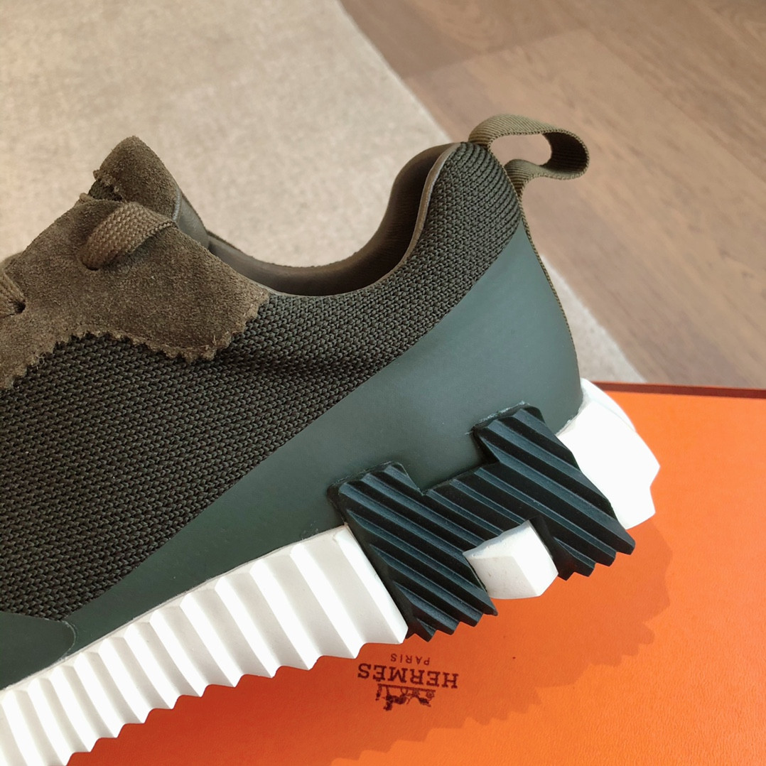 UA Hermès Bouncing Sneaker