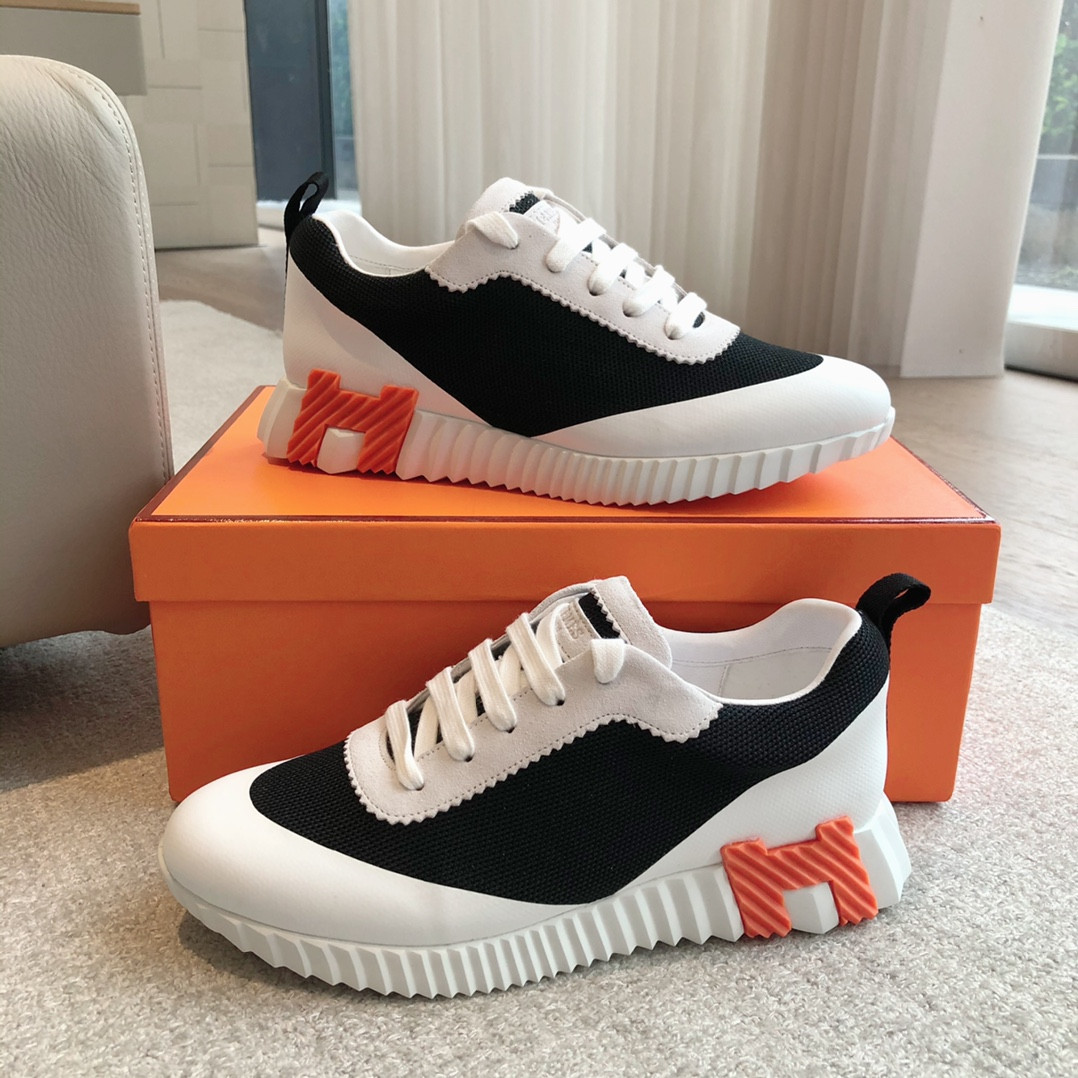 UA Hermès Bouncing Sneaker