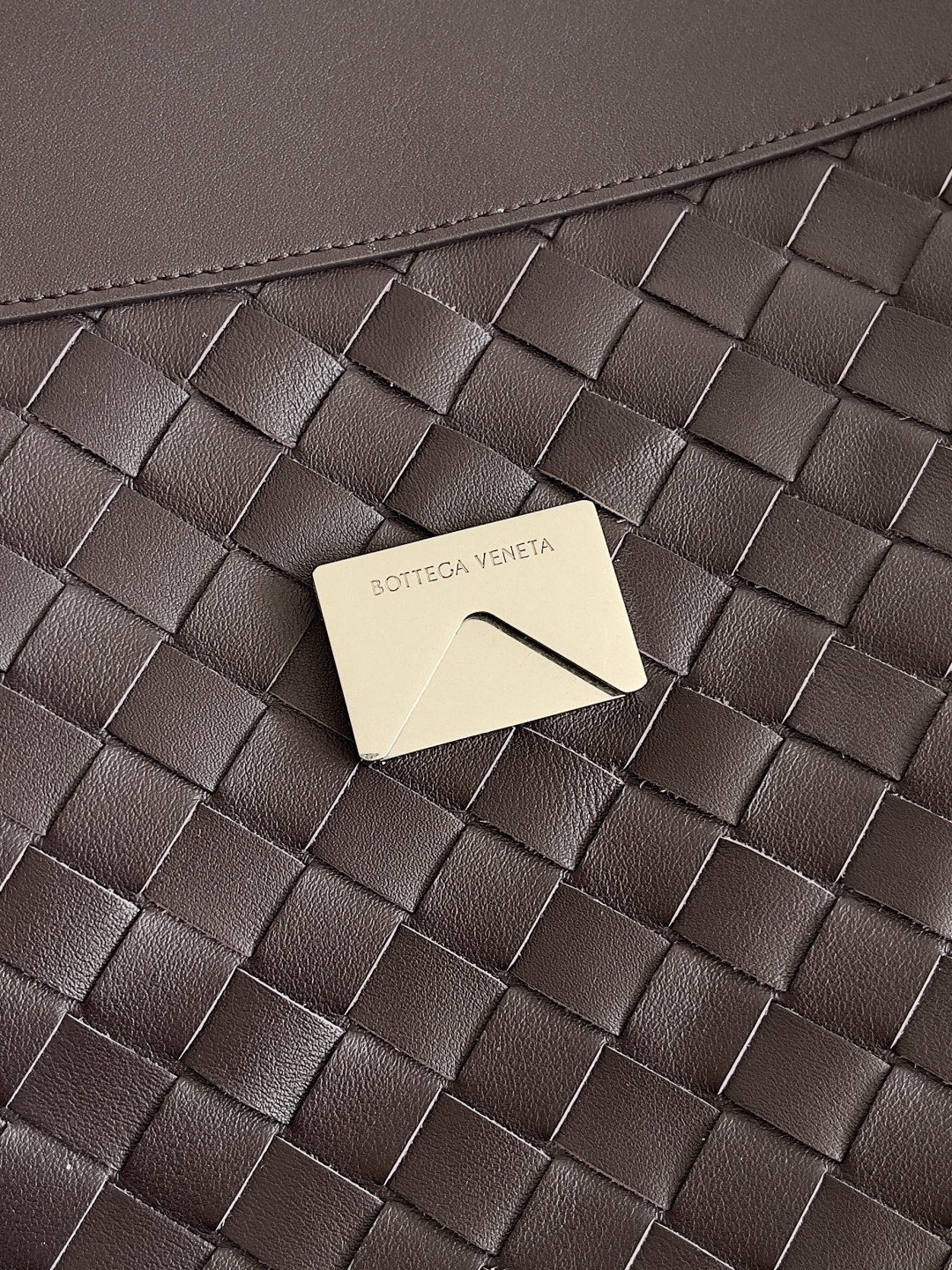 bo*te*ga Ve*ne*ta large andiamo messenger 43x32x20cm